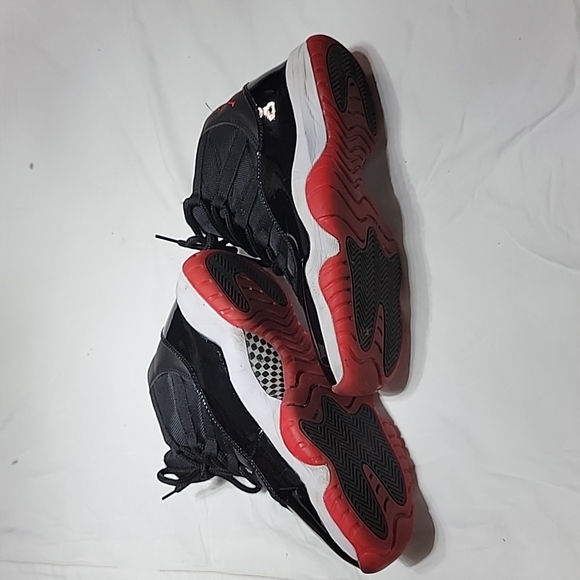 AIRJORDAN NIKE Man shoes Size 9.5 Retro 23  378037-061 1919  excellent condition - Picture 8 of 16